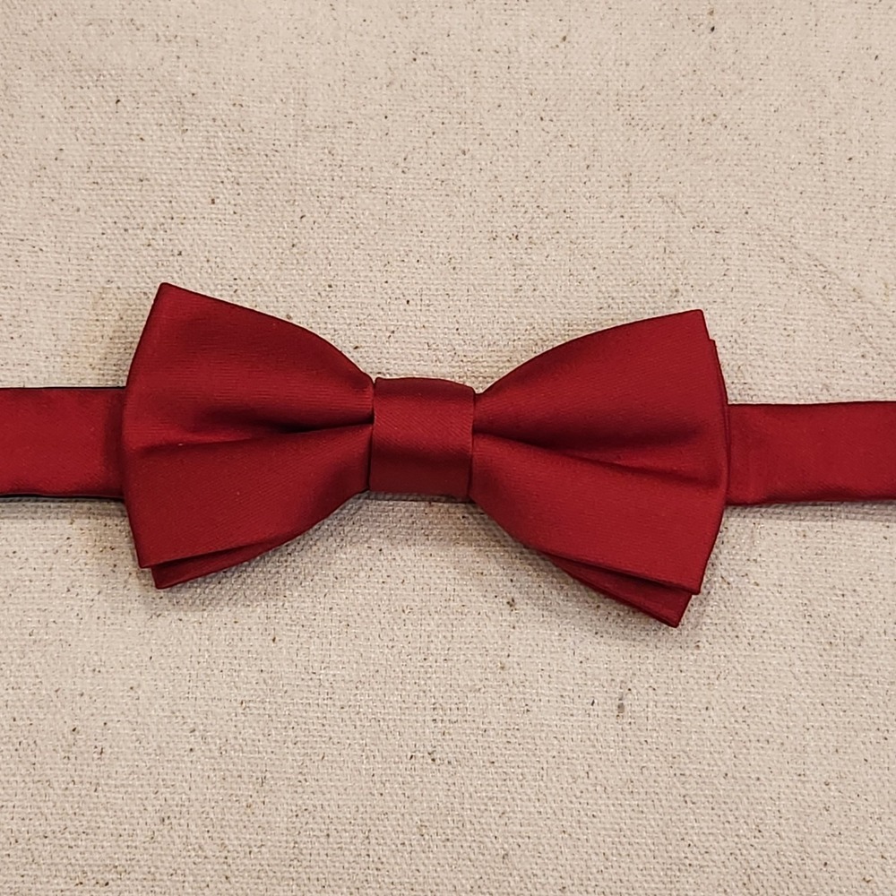 Egara Mens Red Satin Adjustable Bow Tie Formal Prom Wedding Size 13.75 - 18